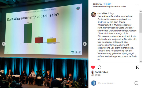 Diskussionsteilnehmer:innen diskutieren über das Umfrageergebnis: Wissenschaft darf politisch sein, Instagram-Post von @corry360